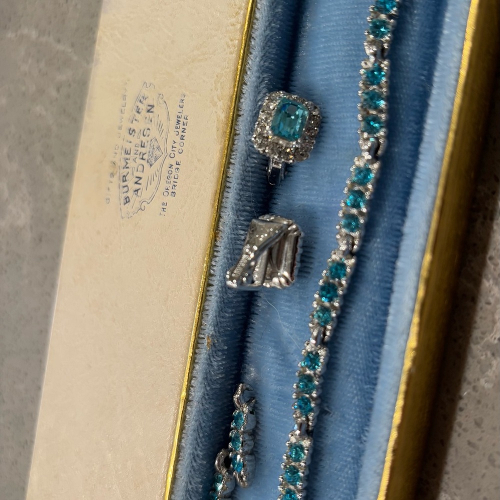 Vintage Bogoff Bracelet & Earrings - Picture 5 of 12